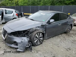 2020 Nissan Altima SV with VIN 1N4BL4DV4LC117828, listed as a Copart auction lot 58570865 with 49,924 mi miles and Salvage title. Bid and sale history available at DreamBid. Image 1.