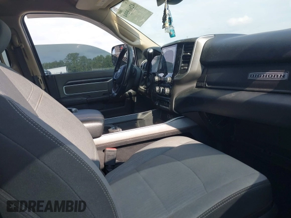 2019 Ram 2500 Lone Star with VIN 3C6UR5DL0KG590912, listed as a IAAI auction lot 42669594 with 128,789 mi miles and . Bid and sale history available at DreamBid. Image 5.