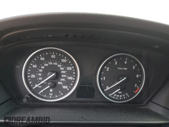 2008 BMW 5 Series 535i z VIN WBANW13588CZ74124, wystawiony jako Copart lot #60906045 z przebiegiem Nie podano mil oraz Czysty tytuł • Clean title. Historia ofert i sprzedaży dostępna na DreamBid. Obrazek 9.