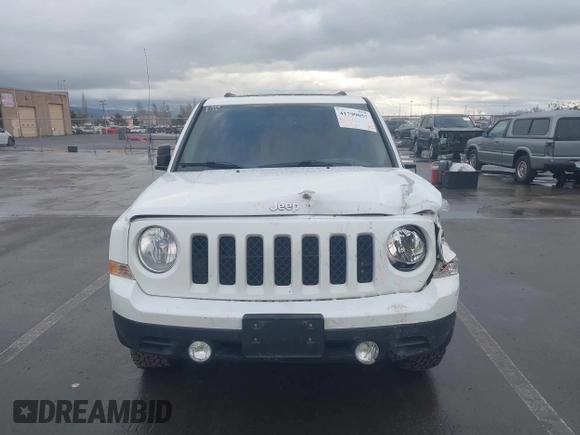 2014 Jeep Patriot Sport with VIN 1C4NJRBB3ED509117, listed as a IAAI auction lot 41799057 with 161,663 mi miles. Bid and sale history available at carsss.com. Image 12.