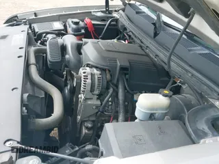 2007 Chevrolet Silverado 1500 1LT с VIN 1GCEK19037Z595540, выставлен на аукционе IAAI как лот 43105315 с пробегом 120 957 миль миль и . История ставок и продаж доступна на DreamBid. Изображение 19.