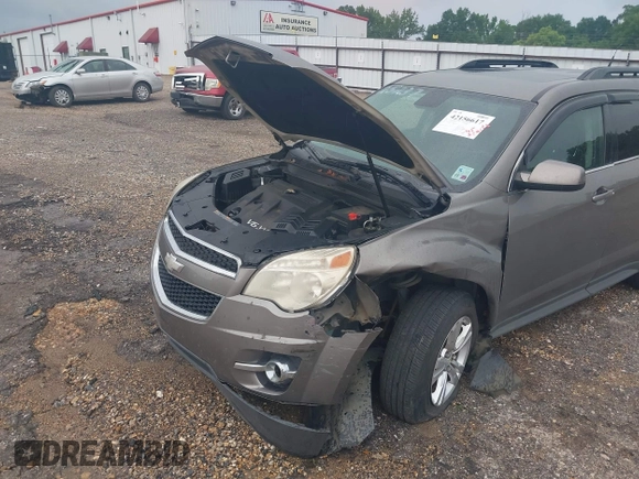 2012 Chevrolet Equinox 2LT z VIN 2GNFLPE51C6176590, wystawiony jako IAAI lot #42156617 z przebiegiem 234 807 mil mil oraz . Historia ofert i sprzedaży dostępna na DreamBid. Obrazek 16.