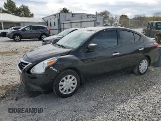2016 Nissan Versa SV z VIN 3N1CN7AP8GL862787, wystawiony jako Copart lot #49585845 z przebiegiem 97 545 mil mil oraz Szkoda całkowita • Salvage title. Historia ofert i sprzedaży dostępna na DreamBid. Obrazek 1.