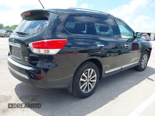 2014 Nissan Pathfinder S with VIN 5N1AR2MM1EC696341, listed as a IAAI auction lot 42255710 with 99,680 mi miles and . Bid and sale history available at DreamBid. Image 4.