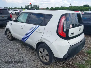 2016 Kia Soul z VIN KNDJN2A21G7289568, wystawiony jako IAAI lot #42292830 z przebiegiem 172 079 mil mil oraz . Historia ofert i sprzedaży dostępna na DreamBid. Obrazek 3.