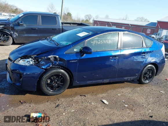 2013 Toyota Prius One with VIN JTDKN3DU1D1726152, listed as a IAAI auction lot 41925448 with 124,185 mi miles. Bid and sale history available at carsss.com. Image 14.