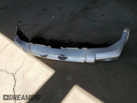 2006 Jeep Commander с VIN 1J8HH48K66C130177, выставлен на аукционе Copart как лот 59724265 с пробегом 151 228 миль миль и Списание • Salvage title. История ставок и продаж доступна на DreamBid. Изображение 13.