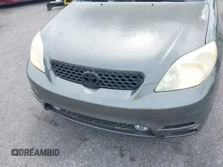 2004 Toyota Matrix Std with VIN 2T1KR32E14C194171, listed as a IAAI auction lot 42059685 with 299,999 mi miles. Bid and sale history available at carsss.com. Image 6.