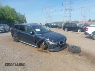 2020 Volvo V60 z VIN YV4102WK8L1048401, wystawiony jako IAAI lot #42166261 z przebiegiem 53 499 mil mil oraz . Historia ofert i sprzedaży dostępna na DreamBid. Obrazek 1.