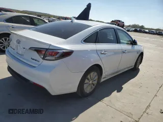 2017 Hyundai Sonata Hybrid SE with VIN KMHE24L10HA059434, listed as a Copart auction lot 75712373 with 103,440 mi miles. Bid and sale history available at carsss.com. Image 3.
