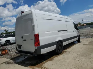 2023 Mercedes-Benz Sprinter Cargo Cargo with VIN W1Y4NDHY1PT141524, listed as a Copart auction lot 61076984 with 5,861 mi miles and Salvage Title. Bid and sale history available at DreamBid. Image 3.