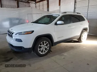 2017 Jeep Cherokee Latitude with VIN 1C4PJMCB1HD237911, listed as a Copart auction lot 50725465 with 159,155 mi miles and Salvage Title. Bid and sale history available at DreamBid. Image 1.