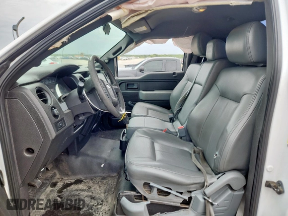 2014 Ford F-150 XL z VIN 1FTMF1CM3EKG06537, wystawiony jako Copart lot #63465355 z przebiegiem 187 903 mil mil oraz Szkoda całkowita • Salvage title. Historia ofert i sprzedaży dostępna na DreamBid. Obrazek 7.
