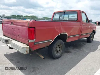 1989 Ford F-150 with VIN 1FTEF14N0KLA44582, listed as a IAAI auction lot 42108560 with 622 mi miles. Bid and sale history available at carsss.com. Image 4.
