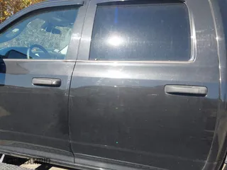 2018 Ram 2500 Tradesman with VIN 3C6UR5CJ4JG275190, listed as a IAAI auction lot 40623047 with 85,121 mi miles. Bid and sale history available at carsss.com. Image 14.