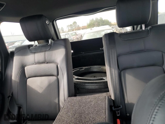 2018 Land Rover Range Rover HSE with VIN SALGS2RK3JA509268, listed as a Copart auction lot 50524315 with 146,091 mi miles and Clean title. Bid and sale history available at DreamBid. Image 10.