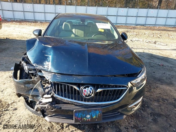 2018 Buick Regal Sportback Essence with VIN W04GP6SX7J1121153, listed as a IAAI auction lot 40979617 with NaN miles. Bid and sale history available at carsss.com. Image 12.