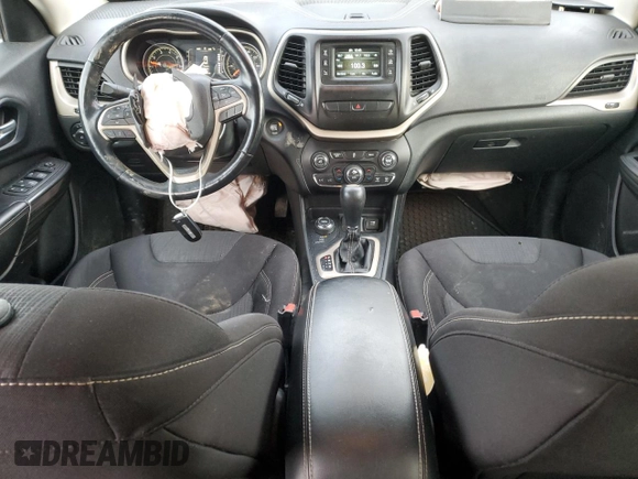 2015 Jeep Cherokee Latitude с VIN 1C4PJMCB8FW606345, выставлен на аукционе Copart как лот 45008765 с пробегом 186 954 миль миль и Списание • Salvage title. История ставок и продаж доступна на DreamBid. Изображение 8.