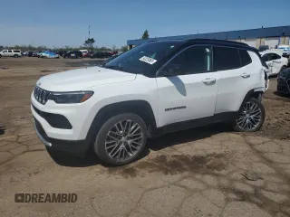 2024 Jeep Compass Limited z VIN 3C4NJDCN0RT602348, wystawiony jako Copart lot #54323065 z przebiegiem 17 523 mil mil oraz Szkoda całkowita • Salvage title. Historia ofert i sprzedaży dostępna na DreamBid. Obrazek 1.