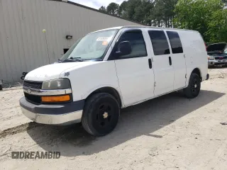 2005 Chevrolet Express Cargo with VIN 1GCFG15T051142218, listed as a Copart auction lot 57409005 with 185,725 mi miles and Salvage title. Bid and sale history available at DreamBid. Image 1.