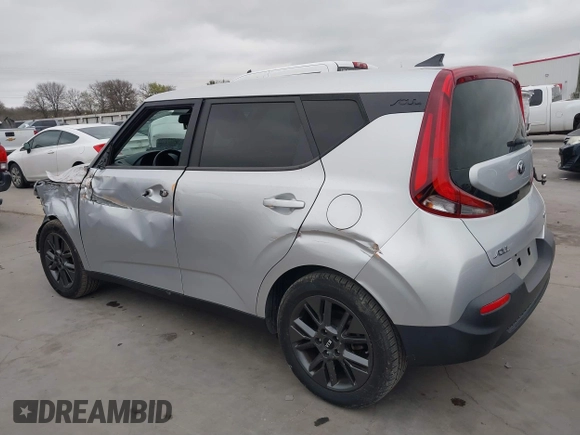 2021 Kia Soul EX with VIN KNDJ33AU9M7779006, listed as a IAAI auction lot 41769865 with 30,287 mi miles. Bid and sale history available at carsss.com. Image 15.