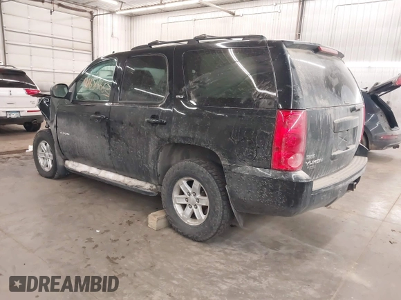 2012 GMC Yukon SLT with VIN 1GKS2CE02CR159894, listed as a IAAI auction lot 41686663 with 189,965 mi miles. Bid and sale history available at carsss.com. Image 3.