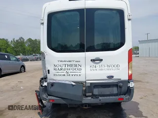 2018 Ford Transit with VIN 1FTYR2CM4JKA25671, listed as a IAAI auction lot 42086863 with 318,045 mi miles. Bid and sale history available at carsss.com. Image 16.