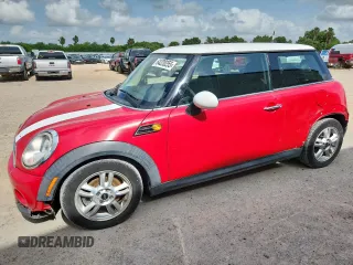 2011 MINI Hardtop с VIN WMWSU3C54BT095490, выставлен на аукционе Copart как лот 64220255 с пробегом 81 121 миль миль и Чистый • Clean title. История ставок и продаж доступна на DreamBid. Изображение 1.