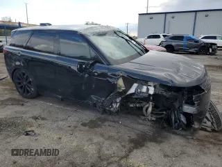 2024 Land Rover Range Rover Sport Dynamic SE with VIN SAL1L9FU7RA197713, listed as a Copart auction lot 59403465 with 4,320 mi miles and Salvage title. Bid and sale history available at DreamBid. Image 4.