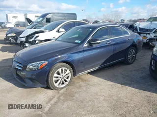 2019 Mercedes-Benz C 300 with VIN 55SWF8EB1KU319315, listed as a IAAI auction lot 41280828 with 81,845 mi miles and . Bid and sale history available at carsss.com. Image 2.
