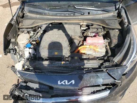 2022 Kia Niro Touring SE with VIN KNDCC3LC9N5532434, listed as a Copart auction lot 82159014 with 37,923 mi miles and Salvage Title. Bid and sale history available at carsss.com. Image 13.