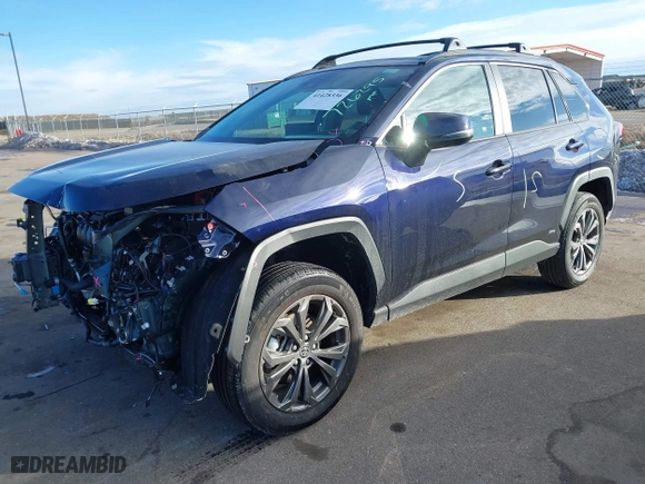 2024 Toyota RAV4 Hybrid XLE Premium with VIN 2T3B6RFV8RW082731, listed as a IAAI auction lot 41428336 with 2,377 mi miles. Bid and sale history available at carsss.com. Image 17.
