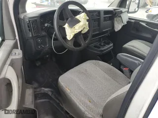 2005 Chevrolet Express Cargo Van with VIN 1GCFG15T251176760, listed as a Copart auction lot 42026255 with 265,846 mi miles and Salvage Title. Bid and sale history available at carsss.com. Image 8.