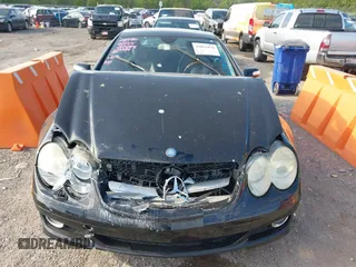 2007 Mercedes-Benz SL 550 с VIN WDBSK71F27F132696, выставлен на аукционе IAAI как лот 42053879 с пробегом 115 093 миль миль и . История ставок и продаж доступна на DreamBid. Изображение 12.