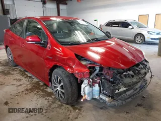 2017 Toyota Prius Two z VIN JTDKBRFU9H3052268, wystawiony jako IAAI lot #42315969 z przebiegiem 84 140 mil mil oraz . Historia ofert i sprzedaży dostępna na DreamBid. Obrazek 1.