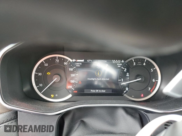 2021 Jaguar F-Pace S with VIN SADCJ2EX4MA664799, listed as a Copart auction lot 84761824 with 28,978 mi miles and Non repairable. Bid and sale history available at DreamBid. Image 9.
