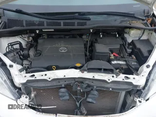 2015 Toyota Sienna Limited with VIN 5TDDK3DCXFS103594, listed as a IAAI auction lot 42515466 with 96,684 mi miles and . Bid and sale history available at DreamBid. Image 10.