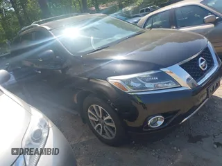 2016 Nissan Pathfinder SV with VIN 5N1AR2MN3GC664163, listed as a IAAI auction lot 42071463 with 214,767 mi miles. Bid and sale history available at carsss.com. Image 1.