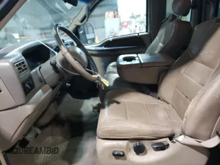 2001 Ford F-250 XL with VIN 1FTNX21F71EB01590, listed as a Copart auction lot 53720615 with 344,588 mi miles and Salvage Title. Bid and sale history available at DreamBid. Image 7.