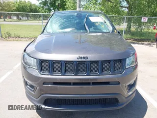 2018 Jeep Compass Latitude with VIN 3C4NJDBB0JT454598, listed as a IAAI auction lot 42318972 with 42,848 mi miles and . Bid and sale history available at DreamBid. Image 12.