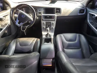 2017 Volvo S60 Inscription с VIN LYV402TKXHB141621, выставлен на аукционе Copart как лот 66577954 с пробегом 89 438 миль миль и Списание • Salvage title. История ставок и продаж доступна на DreamBid. Изображение 8.