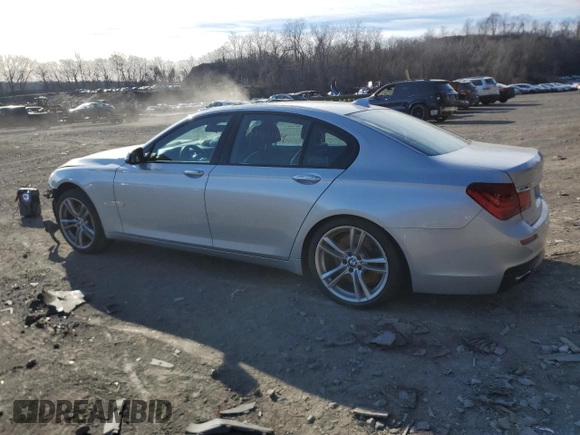 2015 BMW 7 Series 750i с VIN WBAYA8C52FD825851, выставлен на аукционе Copart как лот 45842584 с пробегом 108 517 миль миль и . История ставок и продаж доступна на DreamBid. Изображение 2.