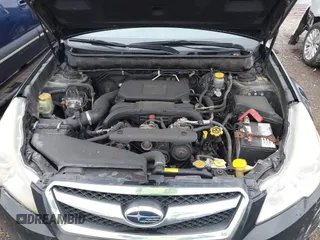 2011 Subaru Legacy Limited Power Moon z VIN 4S3BMCK63B3233033, wystawiony jako IAAI lot #42416501 z przebiegiem 208 986 mil mil oraz . Historia ofert i sprzedaży dostępna na DreamBid. Obrazek 10.