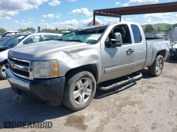 2007 Chevrolet Silverado 1500 LT w/2LT with VIN 2GCEC19J771637240, listed as a IAAI auction lot 41921738 with 163,590 mi miles. Bid and sale history available at carsss.com. Image 2.