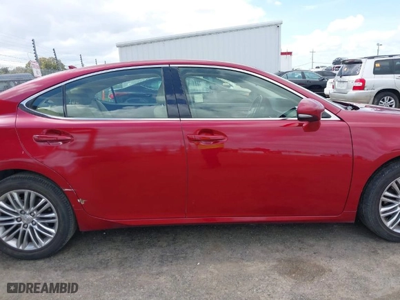 2013 Lexus ES 350 4dr Sdn with VIN JTHBK1GG7D2002025, listed as a IAAI auction lot 41824846 with 168,992 mi miles. Bid and sale history available at carsss.com. Image 14.