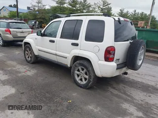 2007 Jeep Liberty Limited z VIN 1J4GL58KX7W526436, wystawiony jako IAAI lot #42181619 z przebiegiem 85 850 mil mil oraz . Historia ofert i sprzedaży dostępna na DreamBid. Obrazek 3.