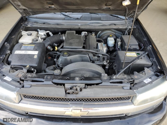 2002 Chevrolet TrailBlazer LTZ with VIN 1GNDT13S122481547, listed as a Copart auction lot 52786935 with 85,919 mi miles and Clean Title. Bid and sale history available at carsss.com. Image 12.