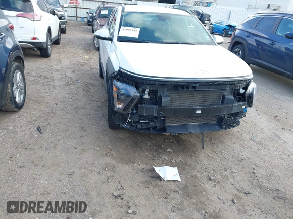 2024 Hyundai Kona SEL with VIN KM8HB3AB7RU181713, listed as a IAAI auction lot 42095983 with 21,569 mi miles. Bid and sale history available at carsss.com. Image 6.