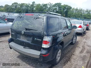 2008 Mercury Mariner with VIN 4M2CU39H28KJ29475, listed as a IAAI auction lot 40083583 with 174,716 mi miles. Bid and sale history available at carsss.com. Image 4.