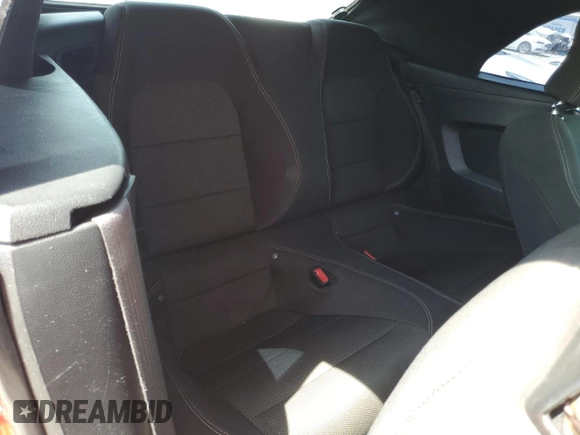 2016 Ford Mustang V6 with VIN 1FATP8EM1G5216137, listed as a Copart auction lot 59009045 with 138,552 mi miles and Clean title. Bid and sale history available at DreamBid. Image 10.